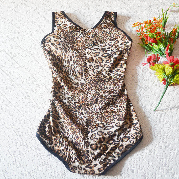 Sous-vêtement minceur Leopard couvercle de coffre - Ref 709332 Image 45