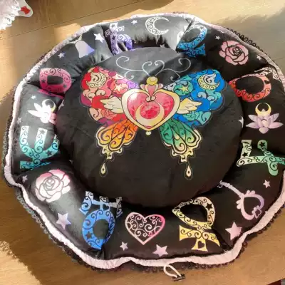 The beautiful girl four uses the reservation is not returned