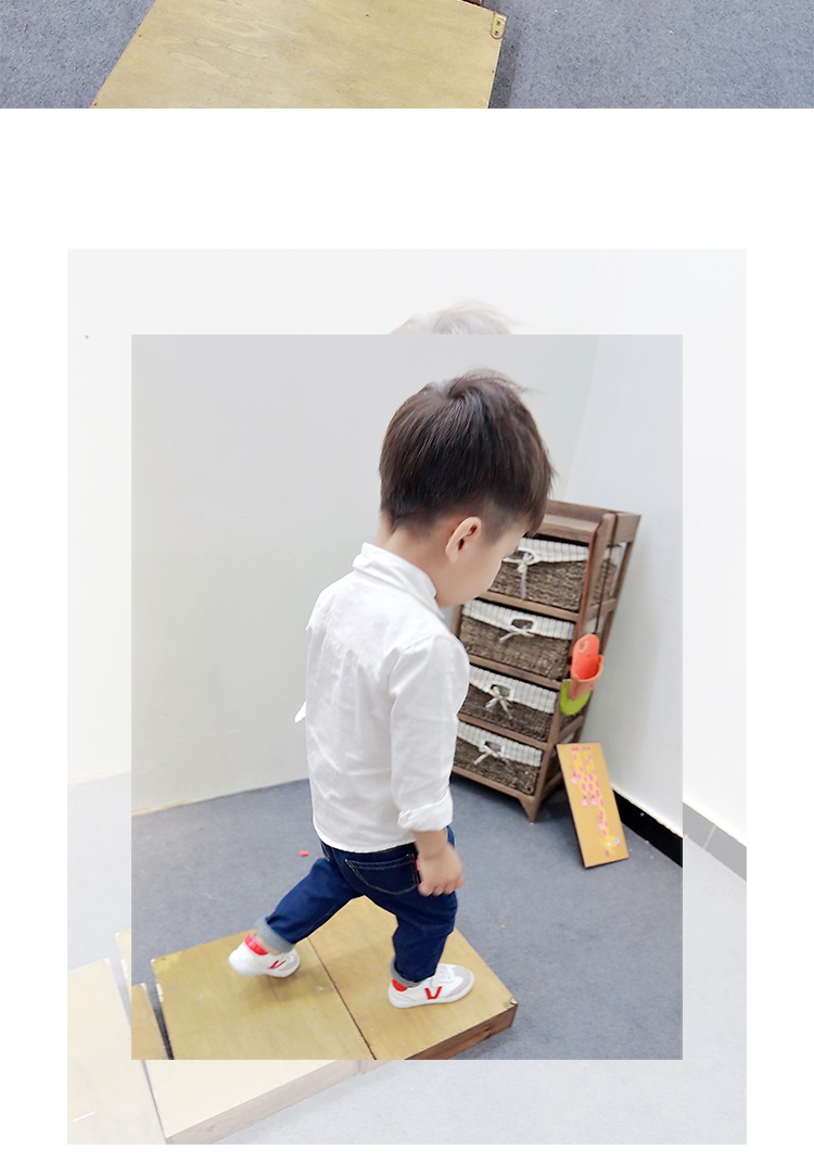 Áo sơ mi trắng trẻ em nam tay dài Áo sơ mi nữ giản dị mùa xuân và mùa thu cho bé sơ mi cotton mỏng Phần trẻ nhỏ 2018 váy đầm trẻ em 13 tuổi
