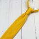 Ярко-желтый