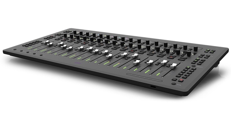 Pro Tools ) S3 16-fader EUCON work control surface with 4 x 6 audio interface