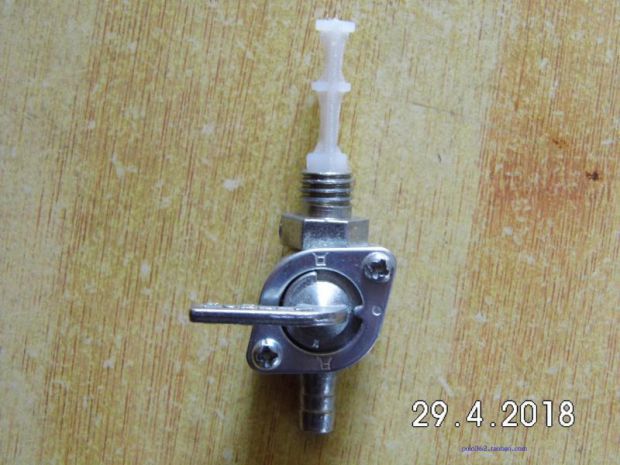 Motor Mass Mist Machine Petrol Spray Powder Spray Powder Spray Machine Tank Switch Two Stroke Oil Road Zinc Oil Switch Accessories