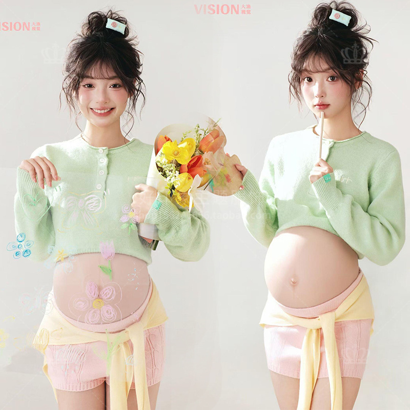 Maternity Wear, Sweet Girly Style, Green Knitted Cardigan, Pink Skirt, Studio Photography Clothing, Spring Girly Style