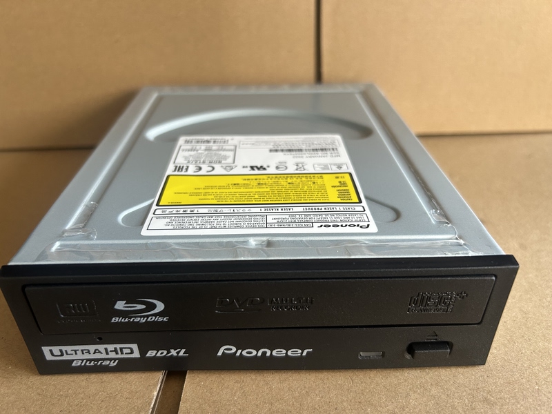 Pioneer Bdr—S12Jx Blu-Ray Recorder Supports Uhd 4K Reading and Recording of Bd Cd Dvd Pioneer Bdr—S12Jx Blu-Ray Recorder Supports Uhd 4K Reading and Recording of Bd Cd Dvd