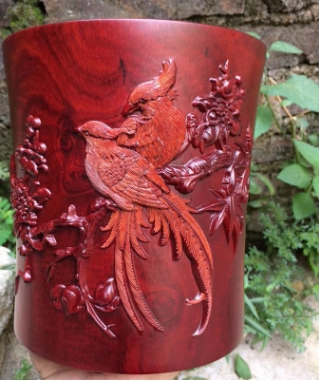 Zambian blood sandalwood carved flowers and birds double happiness pen holder retro cylindrical pen into the study office ornaments