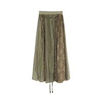 Свежее и зеленое (юбку) место