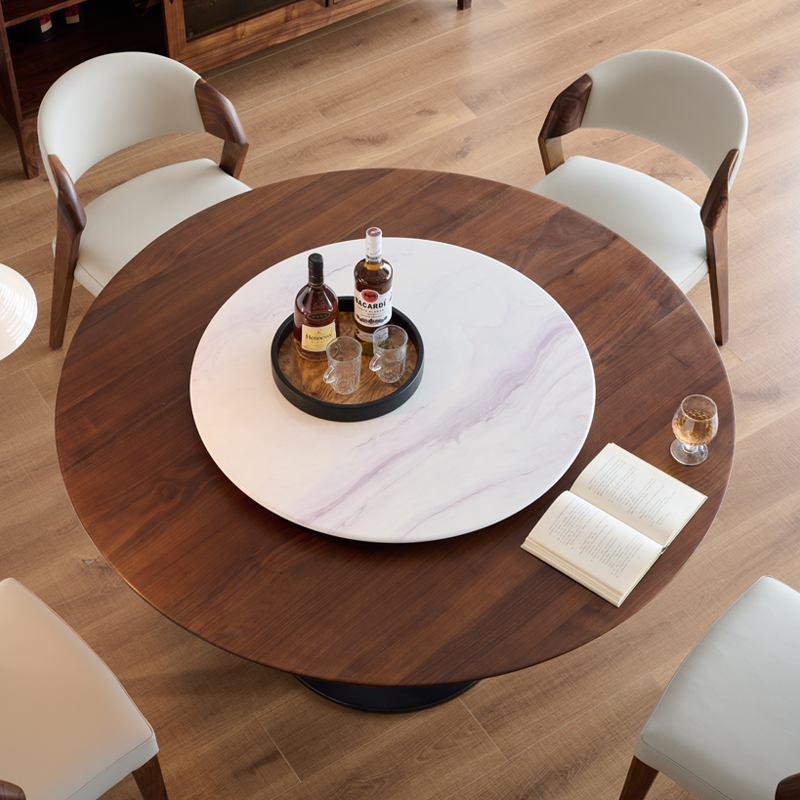 黑胡桃木餐桌：现代家庭的圆融之选