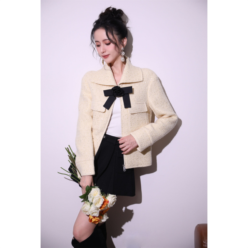 26 Early Autumn New Style Goose Yellow Lapel Bow Sequin Woolen Short Coat with Zipper, Chanel-Style Tweed Jacket