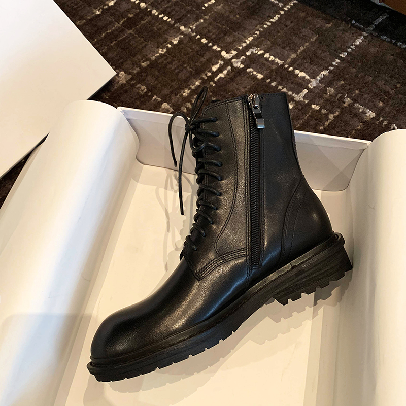 Zhu Little Monann Martin boots women's Chains Chaonets red Inn Wind Black 100 hitch short boots Fall new Bull Leather Boots