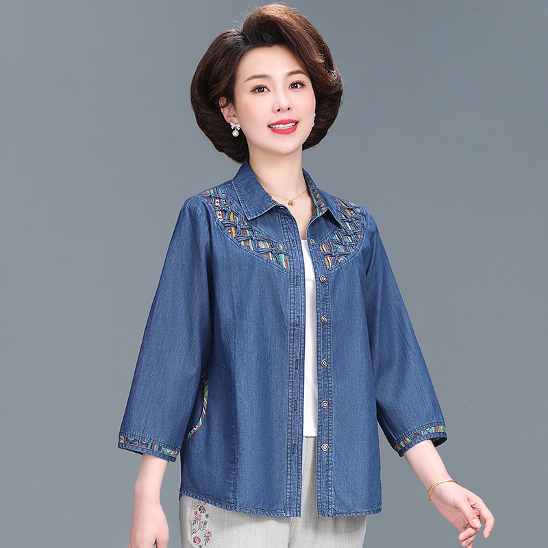 Middle-Aged and Elderly Women's Summer Shirts, Fashionable Grandma Pure Cotton Tops, Elegant Mother's Clothing, Spring Three-Quarter Sleeve Denim Shirts