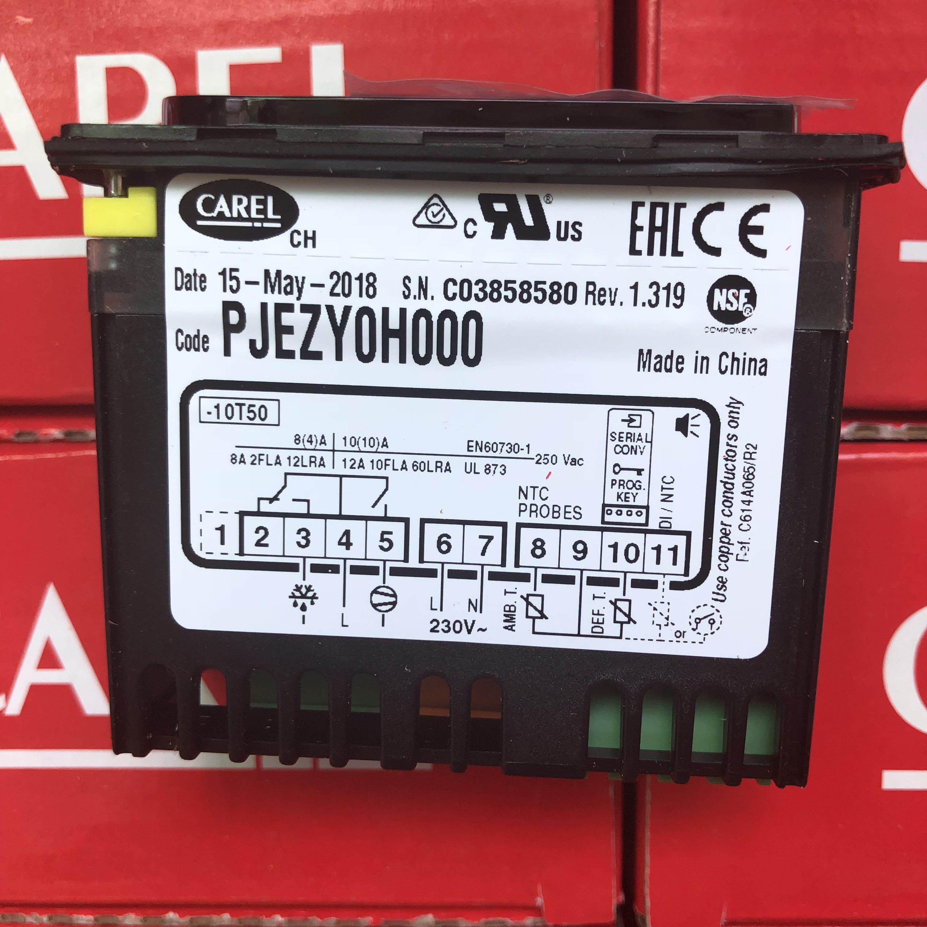 Play in the Italian Carlle Temperature controller PJEZY0H000:PJEZYOHOOO:PJEZY00000