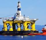 油价上涨，汽油价格升至五个月高点，因能源公司暂停离岸业务，炼油厂关闭墨西哥湾...