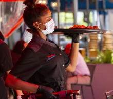 尽管美国正在经历高通胀，但消费者的“剁手”能力并未被侵蚀。11月27日，Adobe数据和分析部门Adobe Analytics周六发布的报告显示...