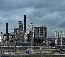 疫苗的出现不意味着疫情的结束，对石油市场冲击的余波还将持续，不应盲目的乐观