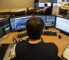 摩根大通策略师认为，没有理由担心美国股市今年连续刷新纪录的涨势会很快结束。事实上，更多的投资者可能很快就会涌入市场...