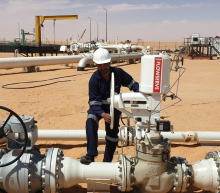 美国石油市场趋紧的迹象正在源源不断地涌现，供应几乎跟不上燃料需求的猛增。上周美国的原油库存暴跌至2018年以来的最低水平，美国俄克拉荷马州库欣原油库存降至...