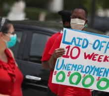 初请失业金人数报告：初请人数超预期下降，令人惊讶的是申领总人数同比去年下降近两千万人