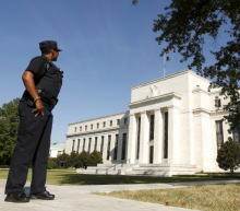 硅谷银行倒闭后，美国当局采取了非常措施来增强人们对金融体系的信心，为银行引入...