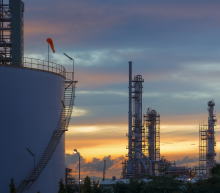 API每周统计公报：原油总库存突破4.8亿桶，但成品油处于均衡状态，随着炼油厂开工率增长去库存将会加速！