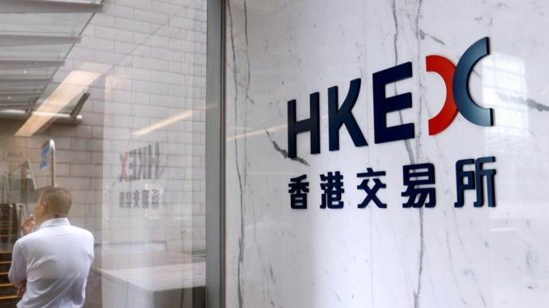 在内地资金哄抬之下，腾讯今年的市值增加了2510亿美元