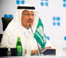 沙特外交部罕见发表声明，拒绝美国对上周欧佩克+减产决定的批评，称此举完全基于其避免石油市场波动的“崇高目标”，否认该国对美国采取立场...