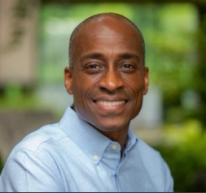 目前的证据表明，由于最近银行业的压力，信贷条件仅仅只是适度和逐步收紧...