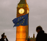 英国政府27日发布的一份关于英欧未来关系谈判纲领的文件指出，英国寻求与欧盟达成全面自由贸易协定，但将在6月份视进展决定是否退出贸易谈判。这意味着今年底...