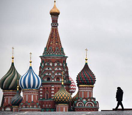 可以肯定的是，出口量不等于产量，也许俄罗斯是通过出售库存或削减国内炼油厂吞吐量实现了这种出口增长，而国内的产量确实下降了。但对于国际市...