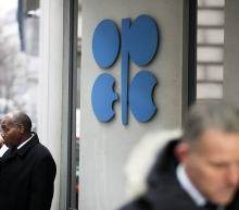 五名OPEC+消息人士称，本周由OPEC牵头的评估石油市场状况的小组会议将建议OPEC+就创纪录减产进行合作，这意味着需要就是否进一步延长协议进行进一步谈判...