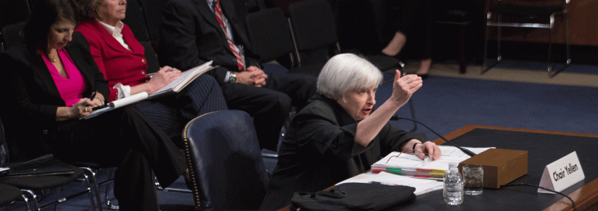 美国联储局四位前主席，包括格林斯潘、伯南克、耶伦和伏尔克，去年8月罕有地在媒体发表公开信，呼吁让联储局维持独立运作，无须担心