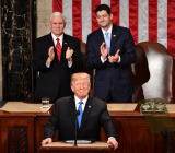 最新的NBC/WSJ民调显示，在即将到来的美国中期选举中，50%的拟投票选民倾向民主党在11月大选后控制国会，而41%的拟投票选民希望共和党继续掌权。特朗普的支持率...