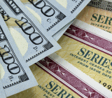 在周五最新的通胀数据公布之后，市场对明年降息速度的预期进一步加速；截至发稿时，隔夜指数掉期的定价显示，交易员预计，美联储在明年3月降息的...