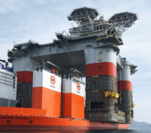 OPEC称俄罗斯将采取行动为油价提供支撑，但目前为止并无实际数据体现，原油库存依然维持高企，若无重大利好影响，油价空头难以反转；操作上，反弹抛空