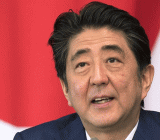 周二（7月17日），日本和欧盟签署了具有里程碑意义的协议，该协议将取消双方贸易产品的几乎所有关税，包括八年内取消针对日本汽车10%的进口关税，打造全球最大的贸易开放区。