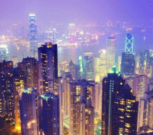 港股受美股大涨牵引早盘高开，加之盘中A股反弹支持港股全日造好，但贸易战谈判持续令投资者观望，收盘港股升幅收窄。现外围美股再次下挫给港股带来承压，加之中美贸易谈判近日才正式开始...