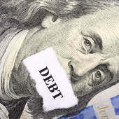 高盛预测，美国10年期国债利率今年年底将逐步上升至3.25%。但高盛也做了一个极端情境的压力测试，发现若今年年底若10年期债券收益率大幅上升至4.5%...