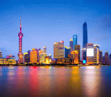 沪指站上3400点整数关口，再创年内反弹新高，沪深两市成交量回升，市场情绪偏暖。近期金融监管趋严的表态，加大了市场对未来流动性偏紧预期，但中期来看，预计政策收紧的概率较小，我们认为股指机会仍然大于风险。