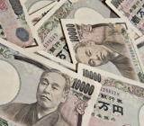 俄媒称，日本企业销售额出现三年来首次下降。根据日本财务省的数据，第三季度跌幅为2.6%。受到打击最大的是电信设备以及金属产品生产部门。日本媒体将