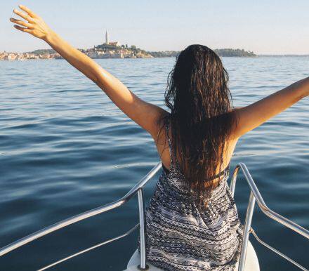 根据美银美林全球研究(Bank of America Merrill Lynch Global Research)，美元连续四个交易日上涨，这可能预示着未来的走势。尽管人们对美元的看法非常悲观...