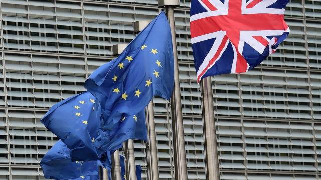 白宫国家安全委员会发言人：“鉴于朝鲜最近试射导弹，现在并非（谈判）时机。”，否认了国务卿蒂勒森“无条件”与朝鲜展开谈判的说法