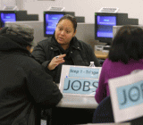 美元兑一篮子主要货币于9月12日基本持平，因数据显示，美国劳动力需求依然强劲，但由于英镑涨势强劲，美元升势受限。此前数据显示，英国8月通胀数据升至12个月新高