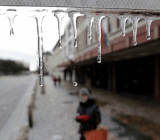 当前中国天然气市场面临季节性供应紧张的挑战，五年内供需紧张还将持续