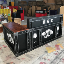 Industrial style Retro old gym cashier Bar table Restaurant Lounge bar Bar Creative reception desk