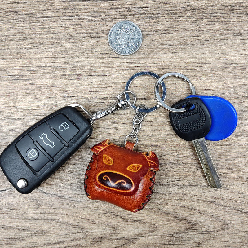 Leather cartoon 12 zodiac keychain pendant mini cute keyring pendant coin charter car key pendant