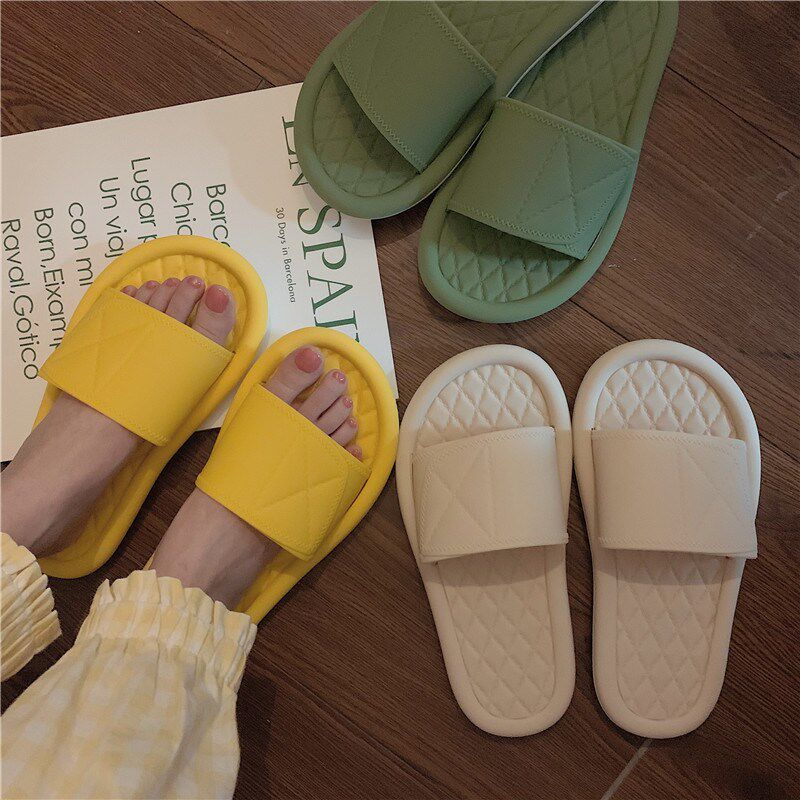 New summer net red new sandals and slippers students fashion outside wear indoor bathing non-slip flat house ladies drag well