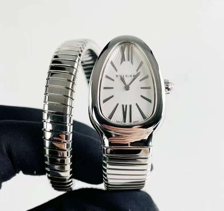 Box and Certificate, 98% New, 35mm Bvlgari Elegant Style Snake-Shaped Watch, 101817 Quartz Women's Watch, Genuine Product