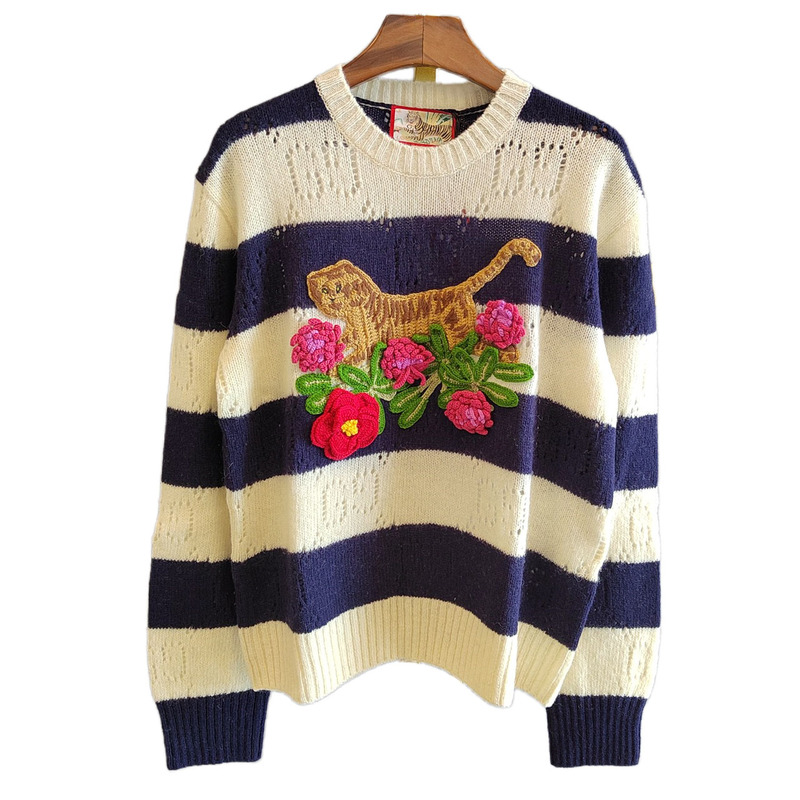99% New and Unused Gucci Tiger Head Flower Embroidery Wool Women's Knitted Long Sweater Original Price 16,000