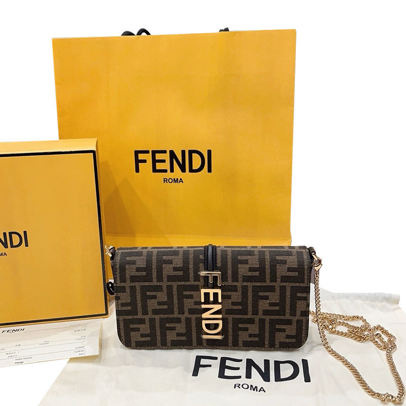 [Brand New] Fendi Fendi Monogram Three-In-One Woc Chain Bag Crossbody Bag Women's Bag Genuine Bag