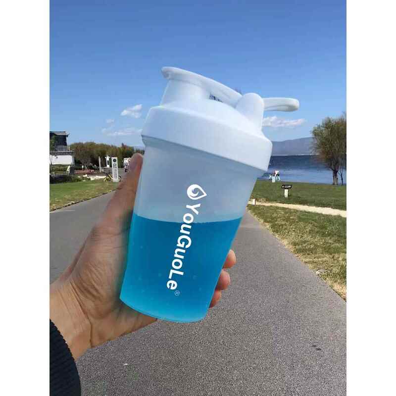 Protein Powder Shaker Cup for Men and Women, Protein Powder Meal Replacement Shake Cup, Fitness Sports Water Cup with Scale
