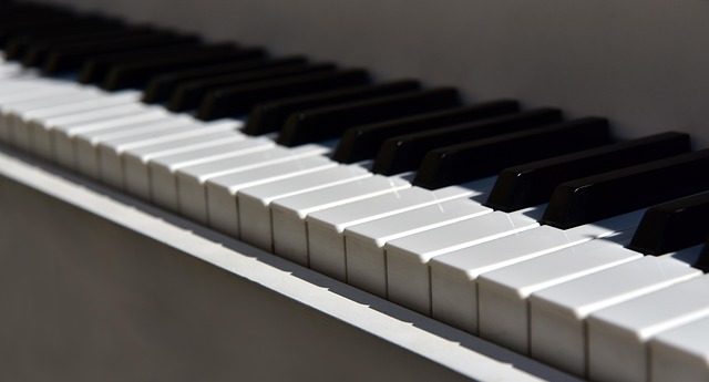 a flat piano